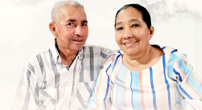 Pastores Los pastores José Padilla y su esposa prácticamente partieron juntos al cielo. Él falleció después de una cirugía a corazón abierto y ella de un infarto al enterarse