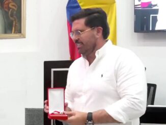 Iván Delgado presidente de la Iglesia Ammi Central, fue condecorado con la Orden de Barlovento