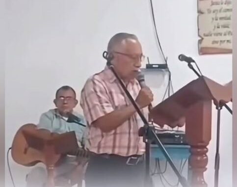 Un hombre falleció mientras alababa a Dios en una iglesia cristiana