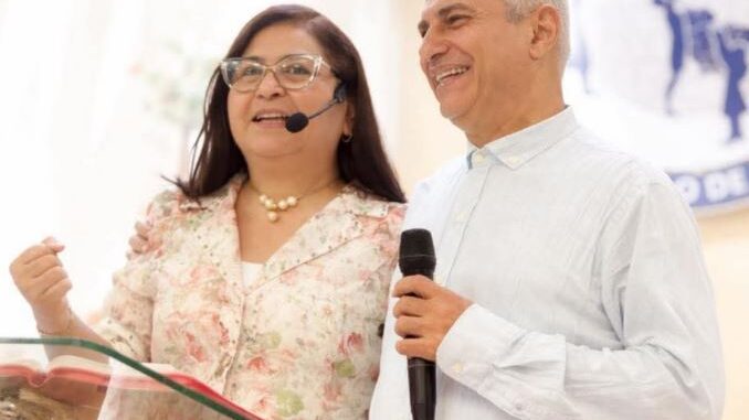 Al pastor Luis Carlos Donado la Gracia, de Dios le restauró el matrimonio y le sanó de cáncer terminal