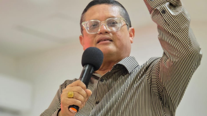 De las calles de Rebolo a un púlpito en Cartagena: el testimonio del pastor Israel Martínez, restaurado por Dios tras 15 años de adicción.