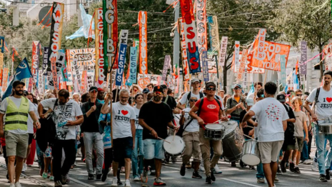 Marcha para Jesús en Viena: más de 20.000 cristianos llenaron las calles con un mensaje de fe, unidad y esperanza en una histórica jornada.
